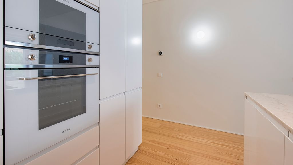 Deluxe 2BDR Apartment W/ Patio by LovelyStay