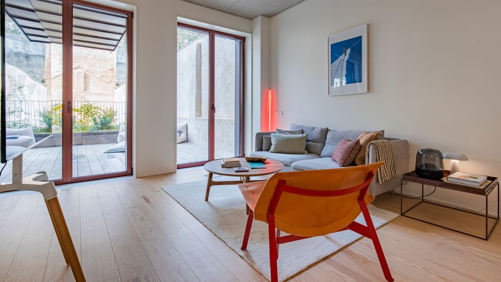 Deluxe 2BDR Apartment W/ Patio by LovelyStay