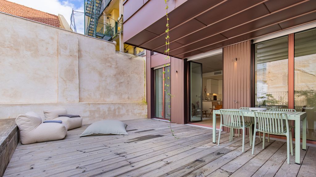 Deluxe 2BDR Apartment W/ Patio by LovelyStay