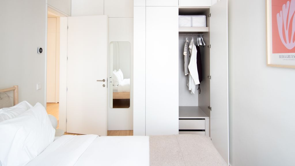 Deluxe 2BDR Apartment W/ Patio by LovelyStay