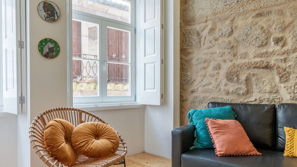 Riverside Cozy Studio by LovelyStay