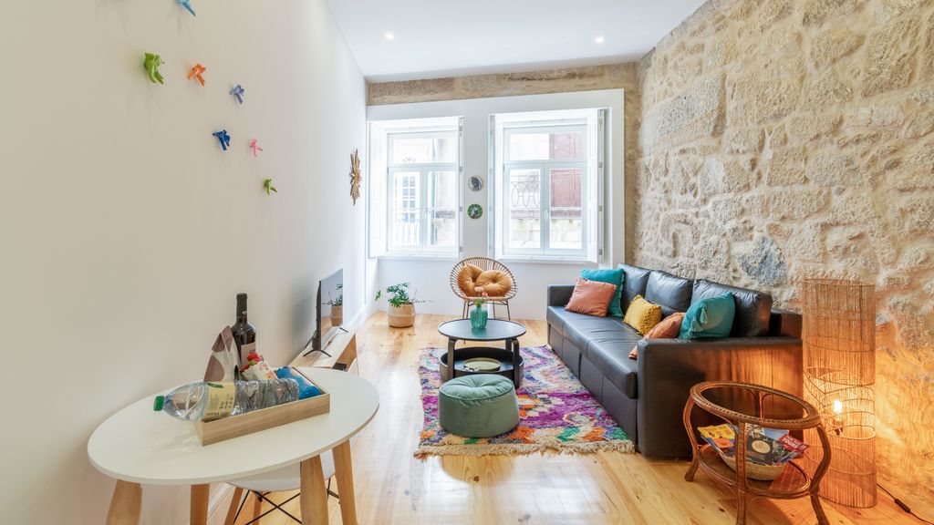 Riverside Cozy Studio by LovelyStay