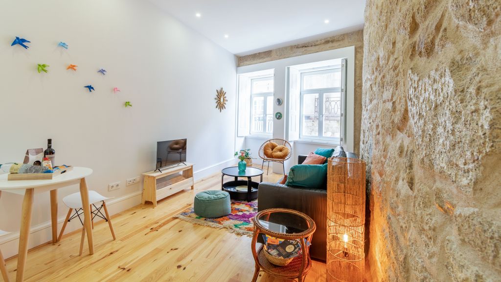 Riverside Cozy Studio by LovelyStay