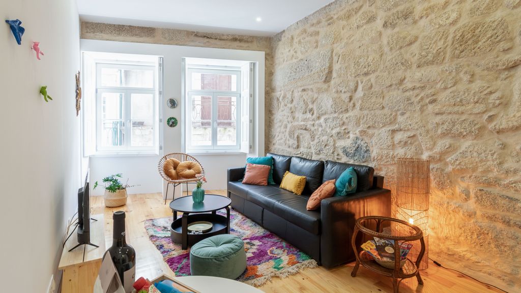 Riverside Cozy Studio by LovelyStay