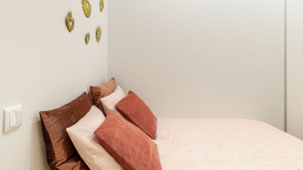 Riverside Cozy Studio by LovelyStay