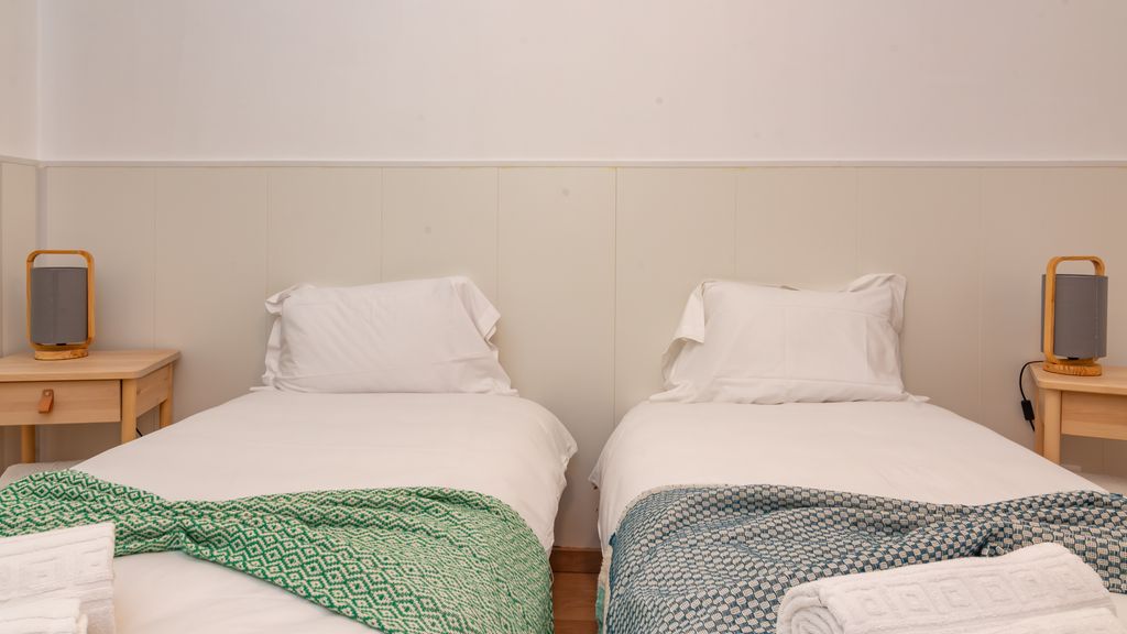 Spacious 2BR in Anjos by LovelyStay