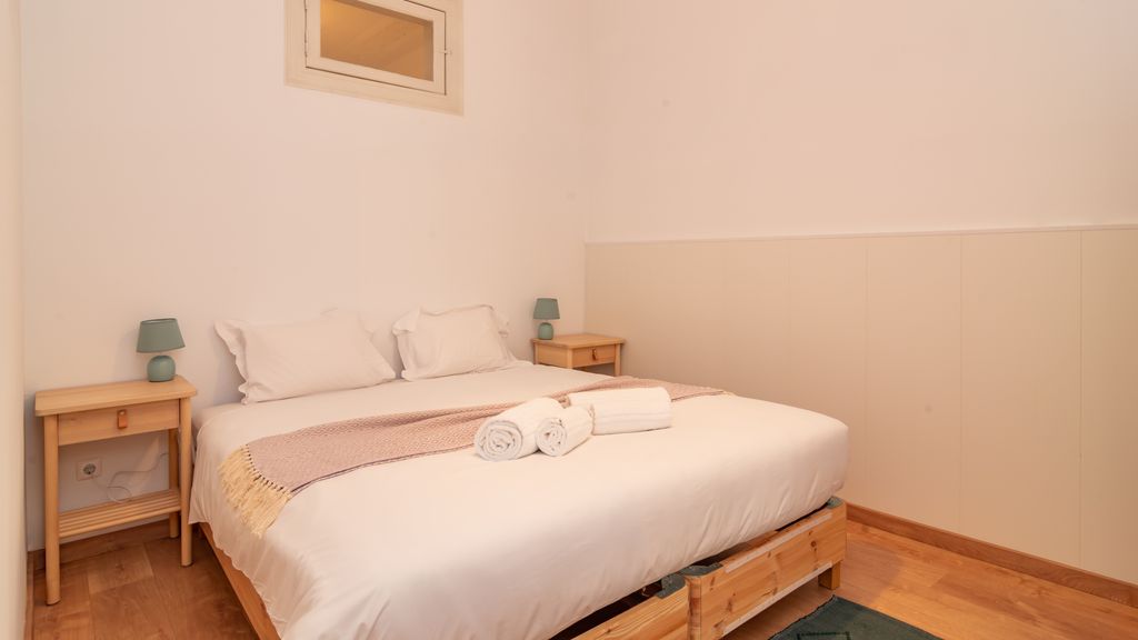 Spacious 2BR in Anjos by LovelyStay
