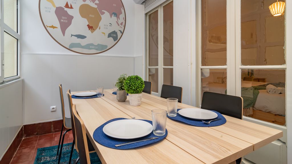 Spacious 2BR in Anjos by LovelyStay