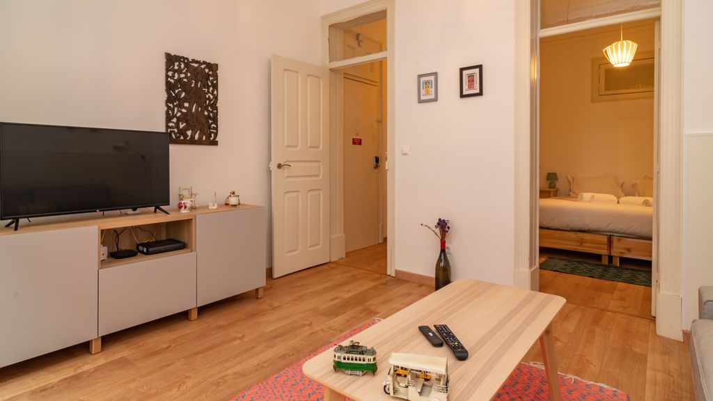 Spacious 2BR in Anjos by LovelyStay