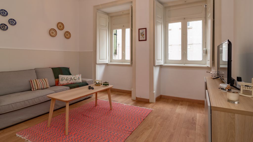 Spacious 2BR in Anjos by LovelyStay