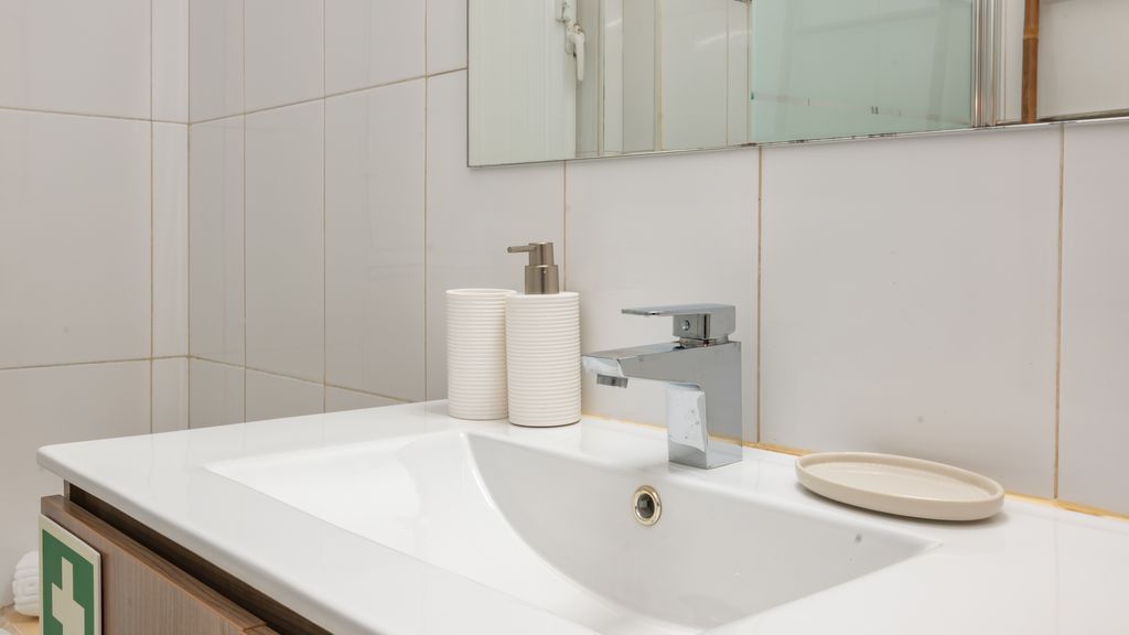 Spacious 2BR in Anjos by LovelyStay