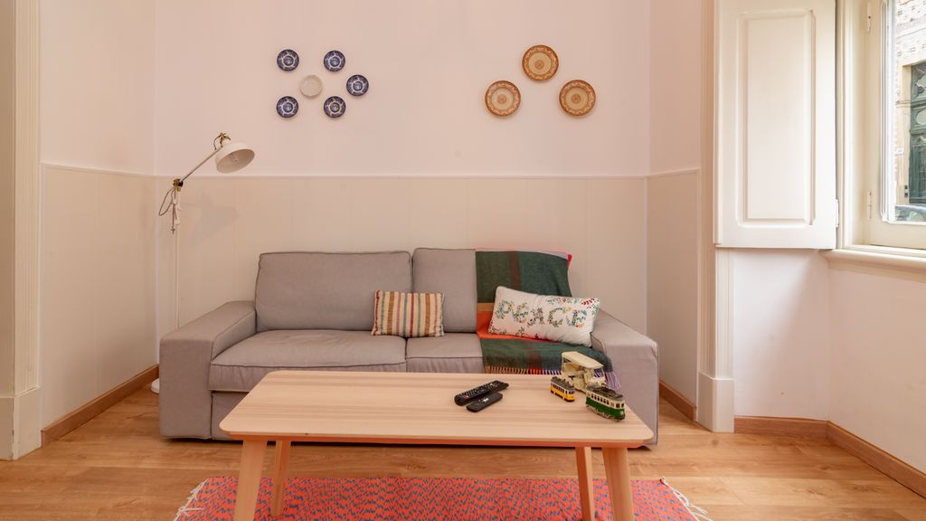 Spacious 2BR in Anjos by LovelyStay