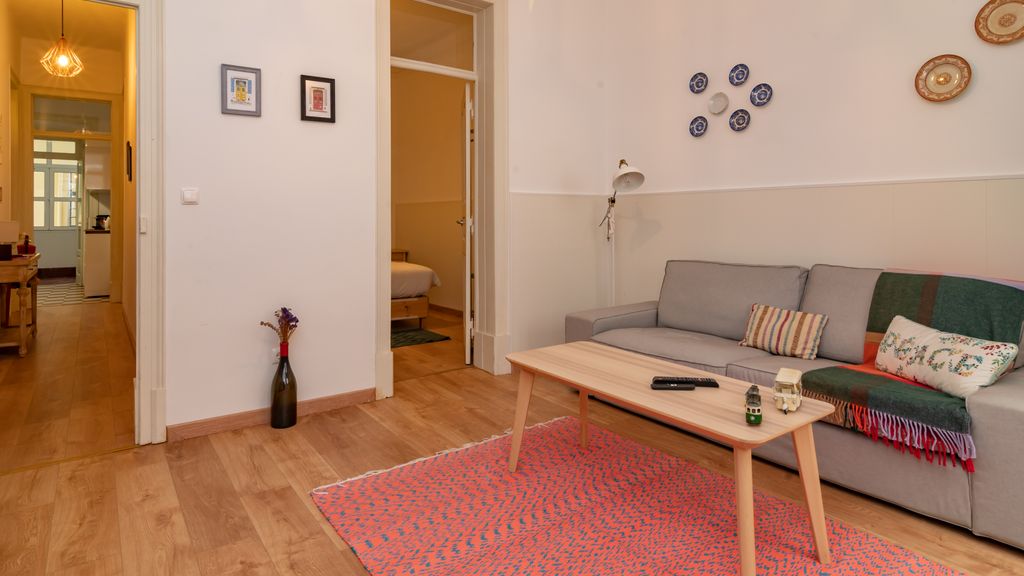 Spacious 2BR in Anjos by LovelyStay