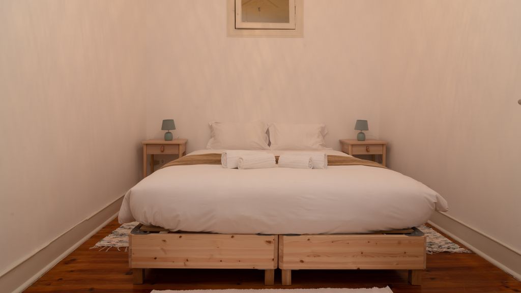 Spacious 3BR in Anjos I by LovelyStay