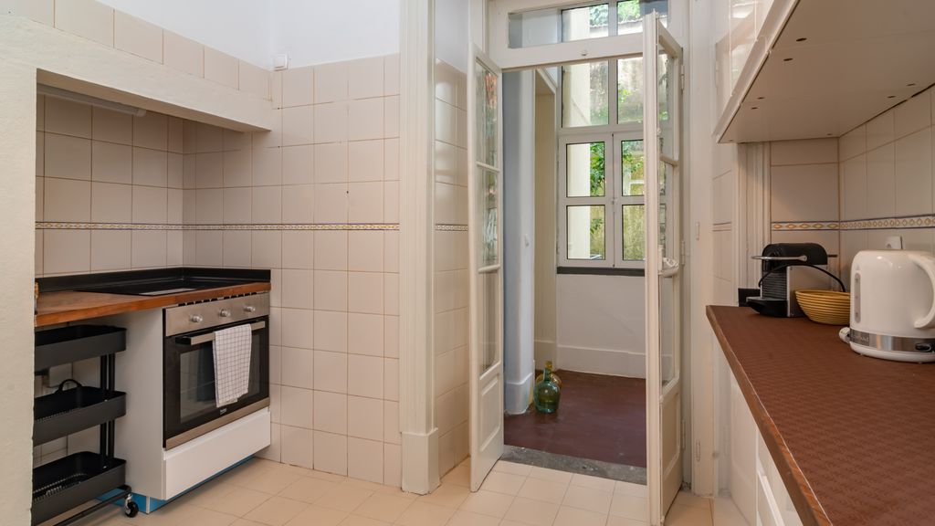 Spacious 3BR in Anjos I by LovelyStay