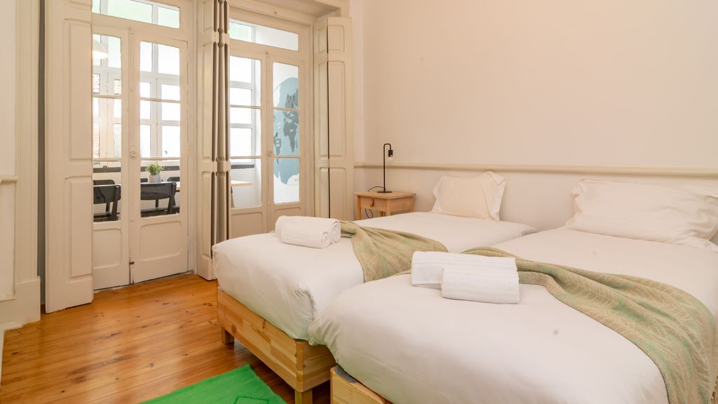 Spacious 3BR in Anjos II by LovelyStay