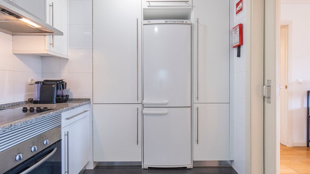 Fancy Apartment W/Metro at Doorstep by LovelyStay