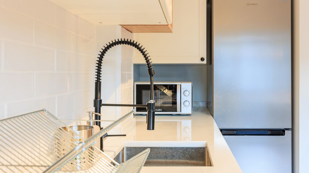 Enjoy Bonfim Central 2BR Apartment by LovelyStay