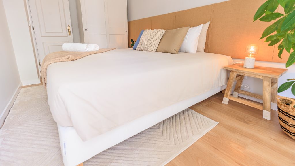 Enjoy Bonfim Central 2BR Apartment by LovelyStay