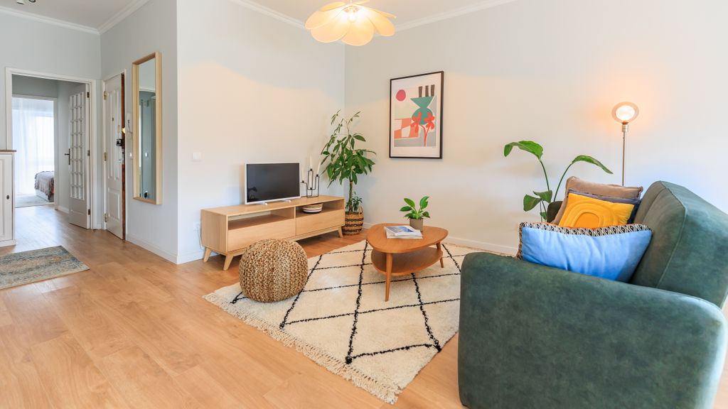 Enjoy Bonfim Central 2BR Apartment by LovelyStay