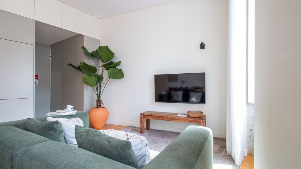 Mouzinho 215 - Apartment 202 by LovelyStay