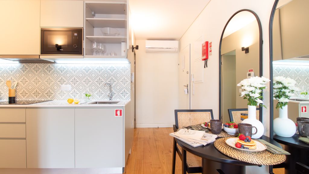Mouzinho 215 - Apartment 303 by LovelyStay
