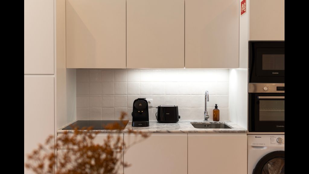 Ando Living - Flores 200 House - 201