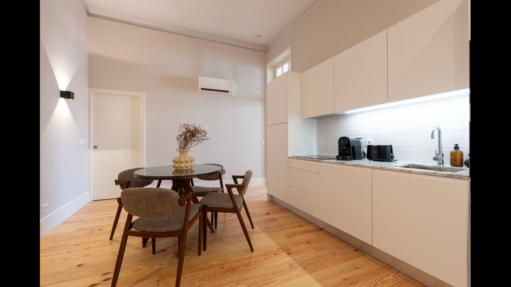 Ando Living - Flores 200 House - 301