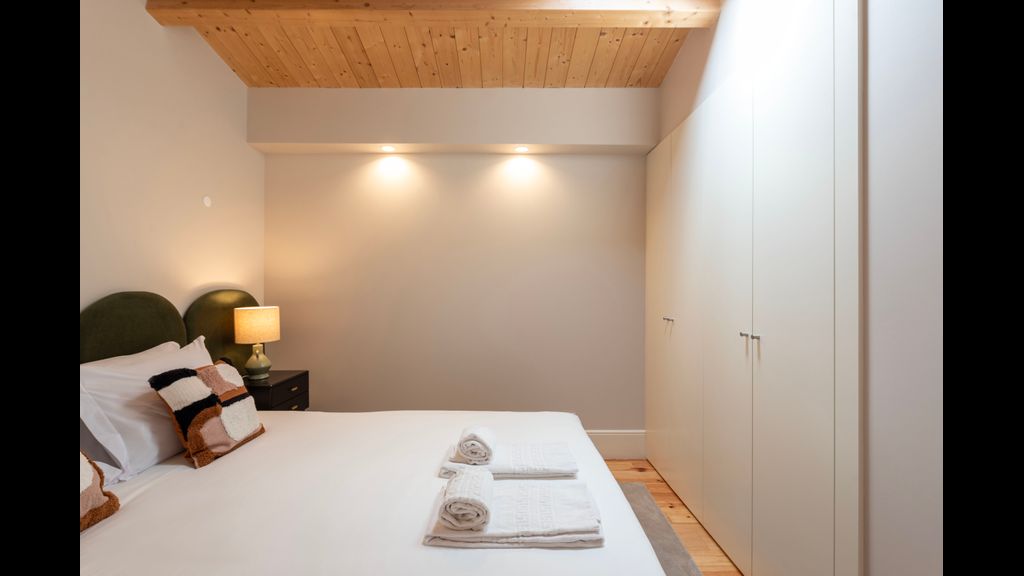 Ando Living - Flores 200 House - 402
