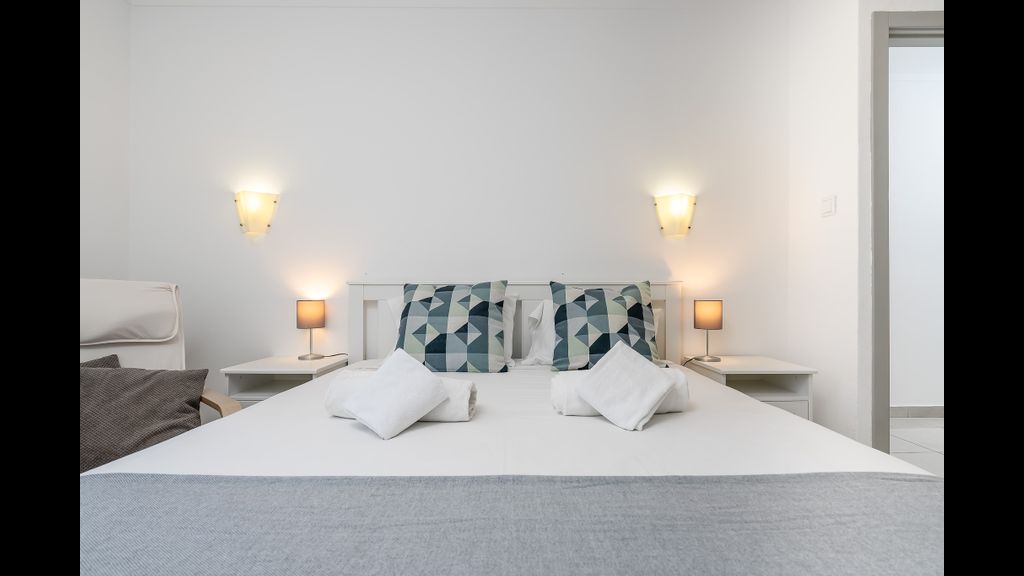 Wonderful Praia da Rocha Flat by LovelyStay