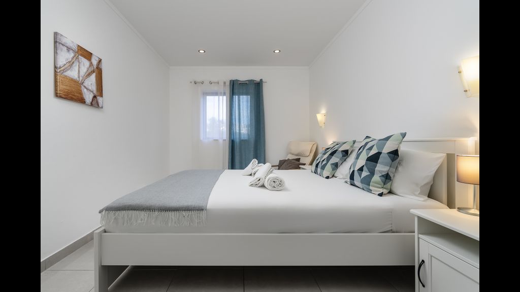 Wonderful Praia da Rocha Flat by LovelyStay
