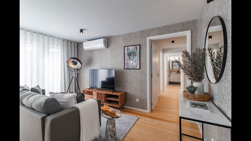 Stunning 2BR Apartment w/ Terrace by LovelyStay