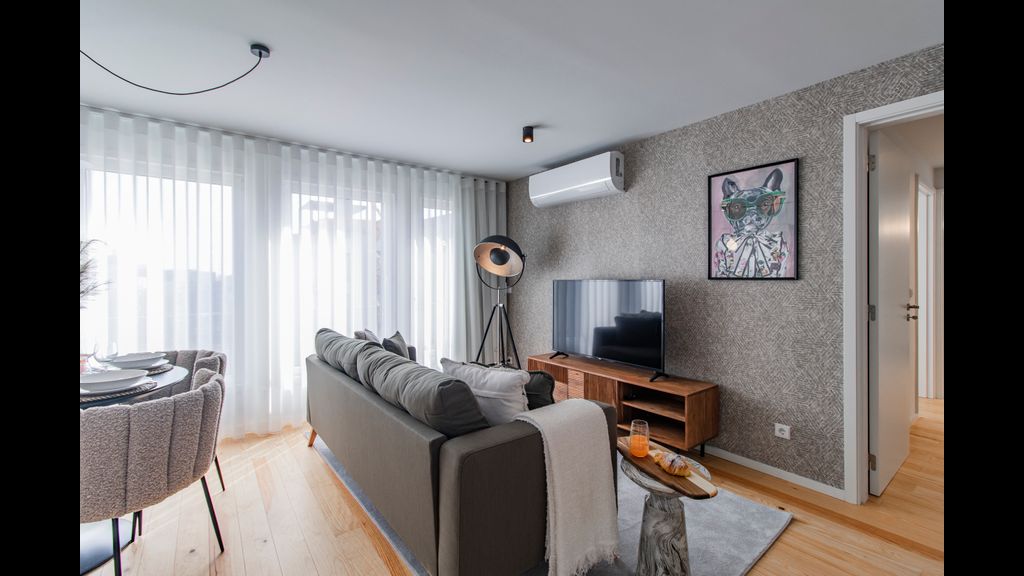 Stunning 2BR Apartment w/ Terrace by LovelyStay