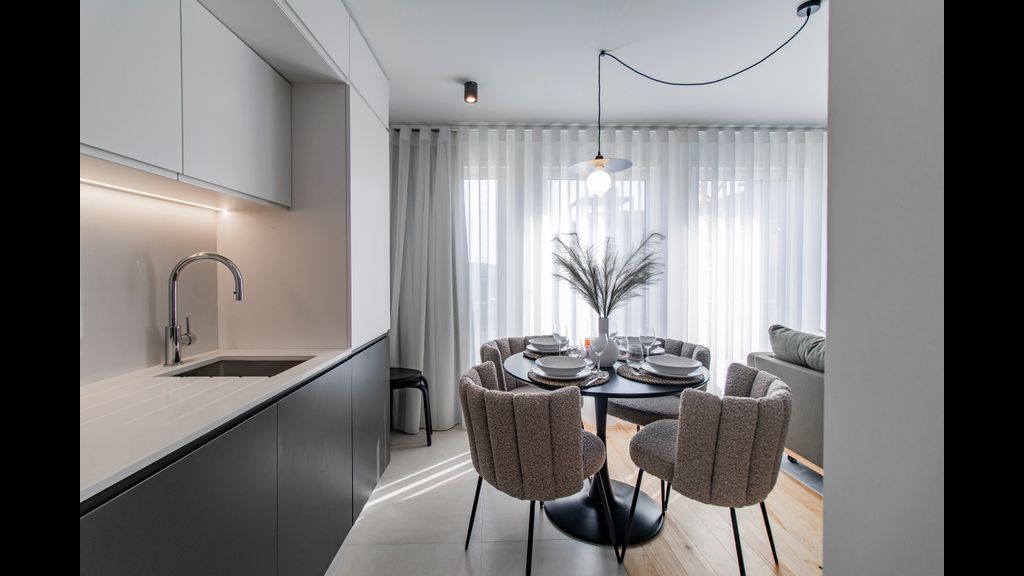 Stunning 2BR Apartment w/ Terrace by LovelyStay