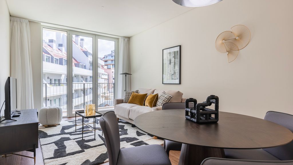 Upscale Apartment in City Center by LovelyStay