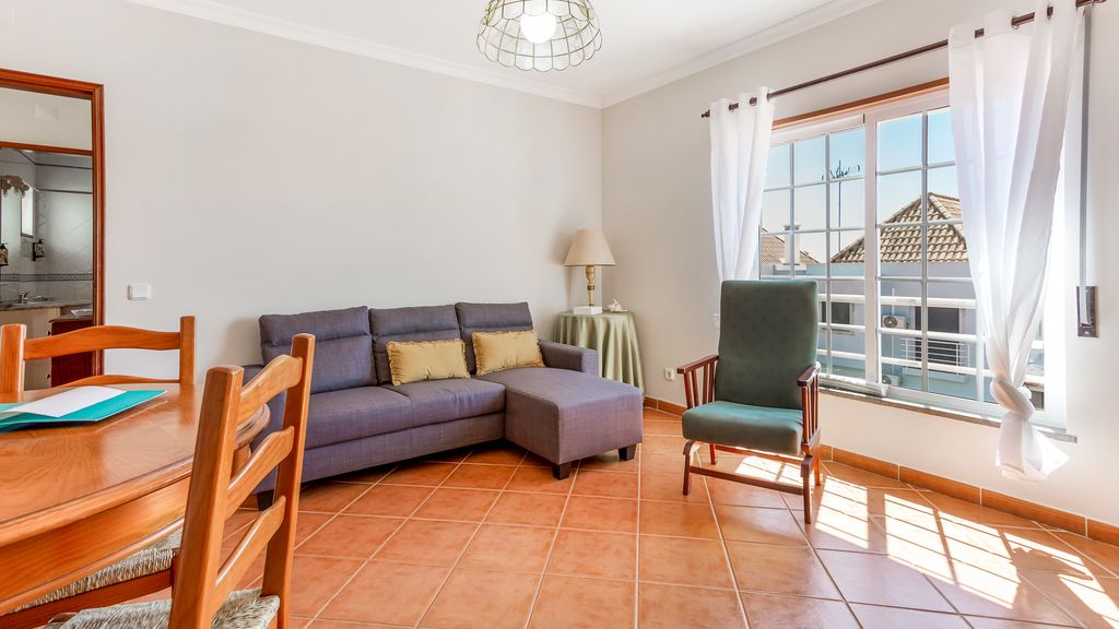 Luminous 3BDR Apartment W/Balcony by LovelyStay