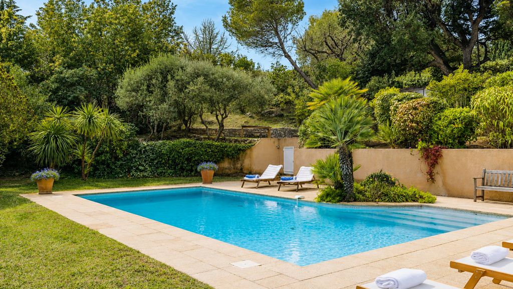 Soleil Marin - Villa with Sea View