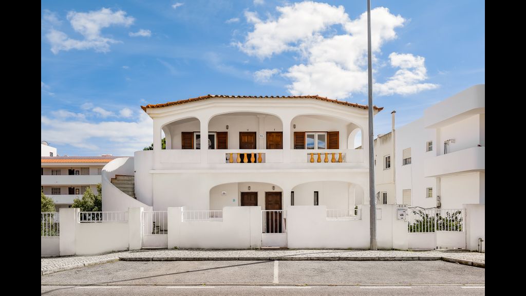 Sunny Albufeira - 5min to the beach by LovelyStay