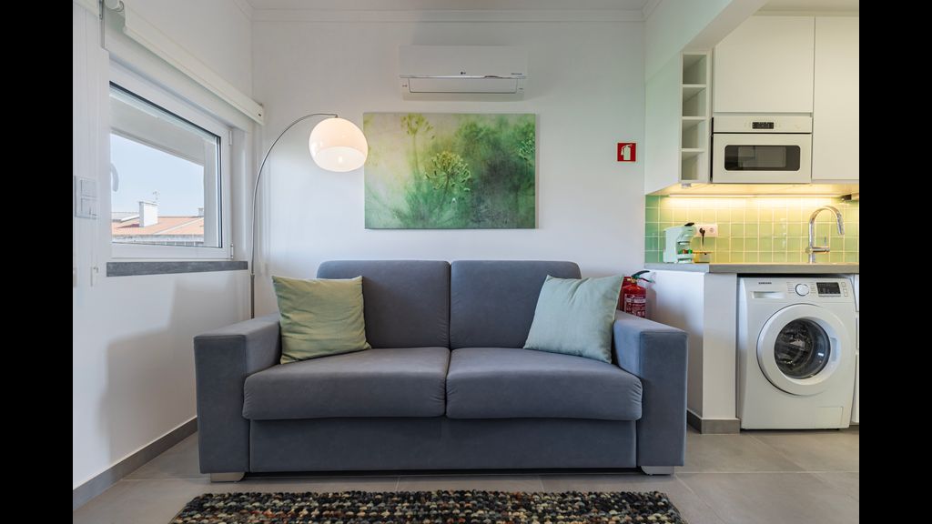 Green Oasis in Parede by LovelyStay