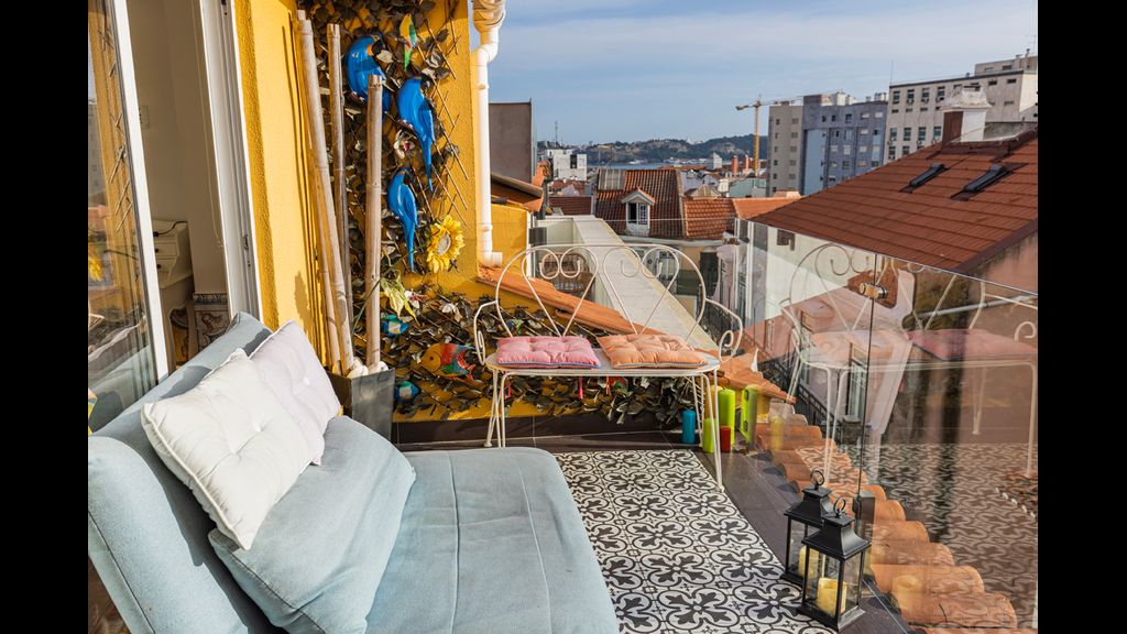 Peaceful Loft - Amazing Terrace & View