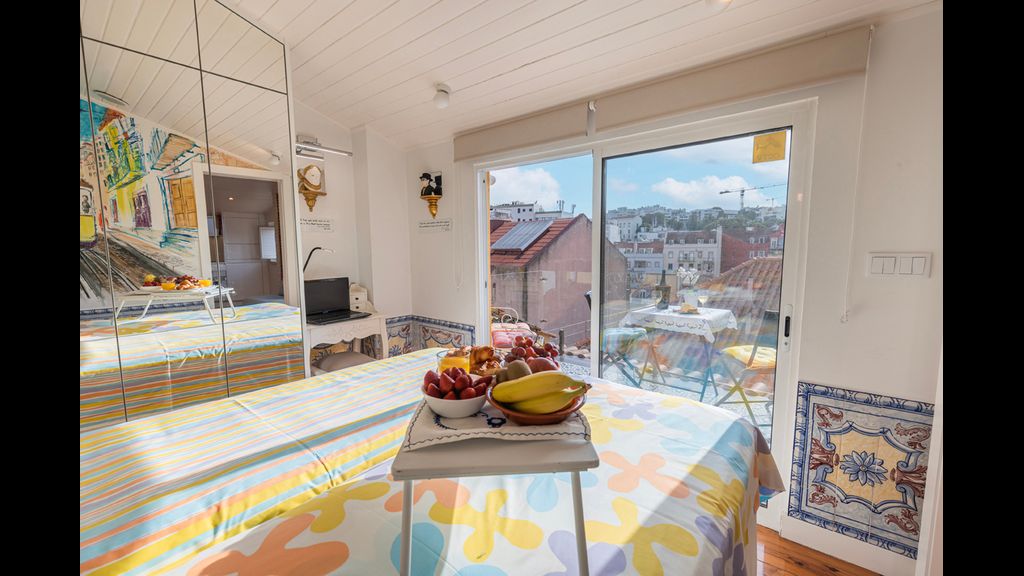 Peaceful Loft - Amazing Terrace & View
