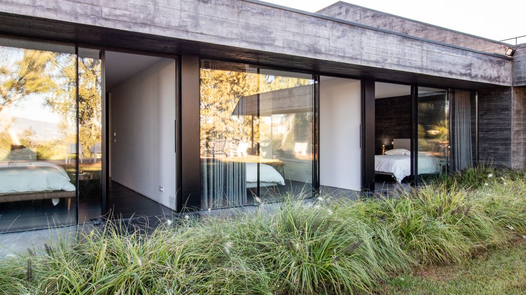 Casa dos Sobreiros by LovelyStay