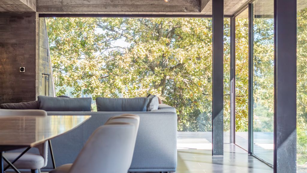 Casa dos Sobreiros by LovelyStay