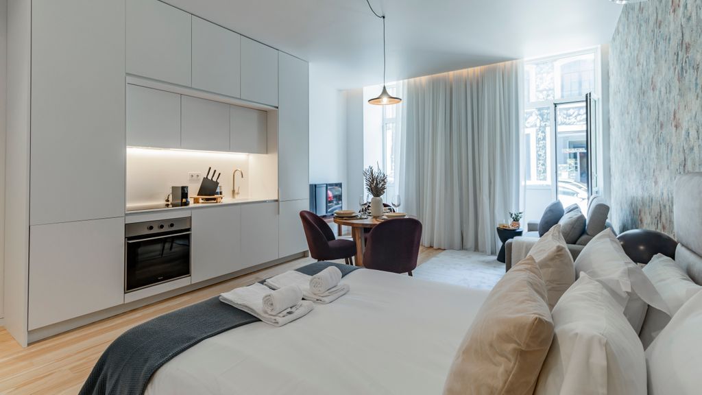 Almada 551 - 0.1 l Chic Studio by LovelyStay