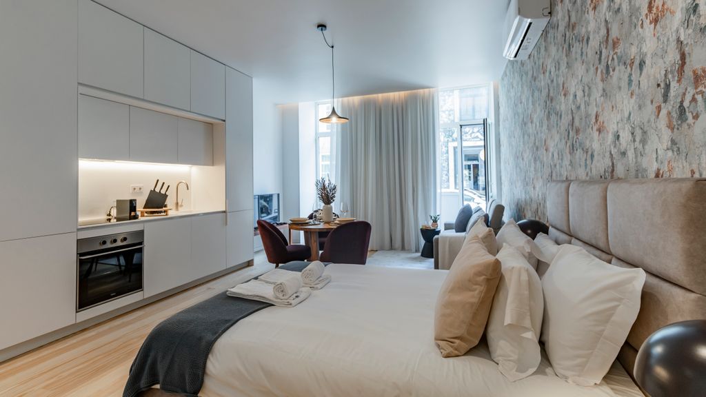 Almada 551 - 0.1 l Chic Studio by LovelyStay