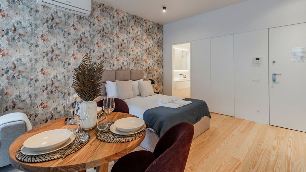 Almada 551 - 0.1 l Chic Studio by LovelyStay