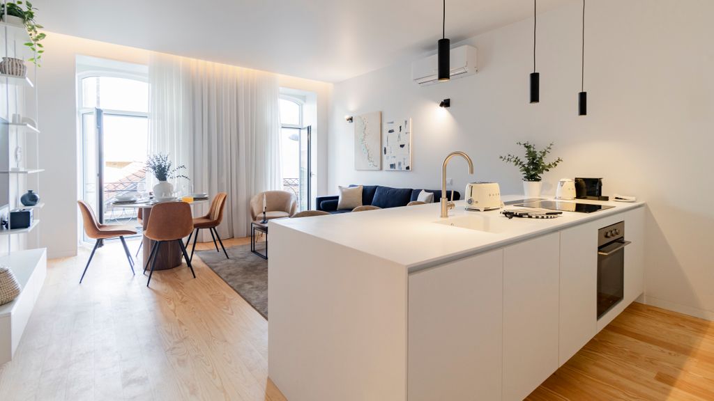 Almada 551 - 2.1 l Modern Haven by LovelyStay