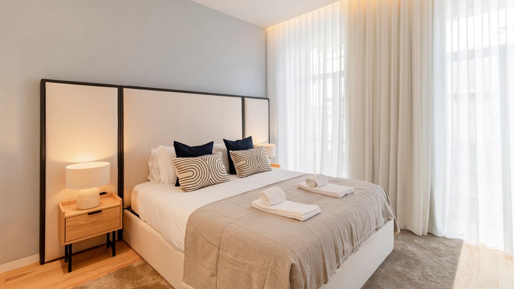 Almada 551 - 2.1 l Modern Haven by LovelyStay