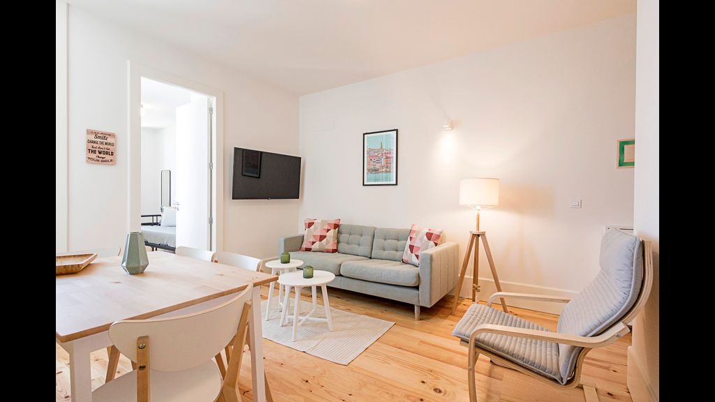 Cozy and Homely Getaway by LovelyStay