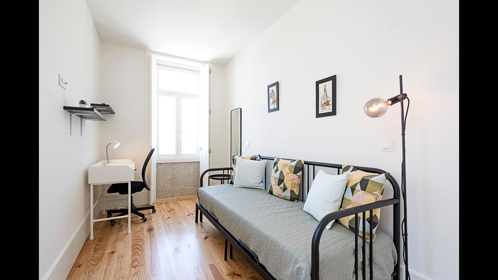 Cozy and Homely Getaway by LovelyStay